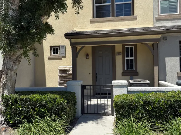 7006 Vining St, Chino, CA 91710