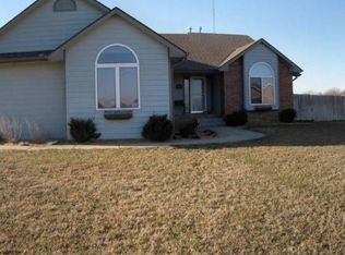 7125 S Hydraulic Ct, Haysville, KS 67060