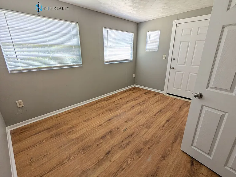 3544 Harvard Dr — Photo 15
