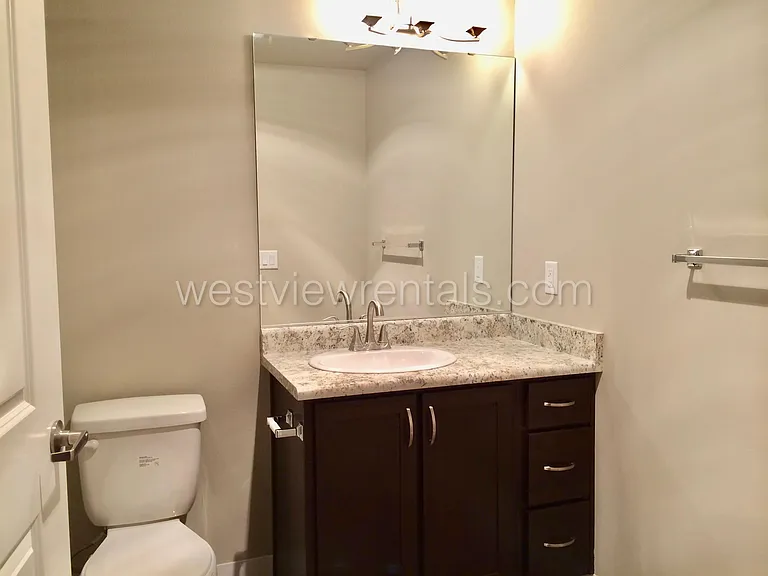 1010 Railroad Ave — Photo 405