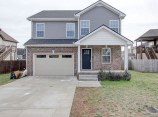 702 Ellie Nat Dr, Clarksville, TN 37040