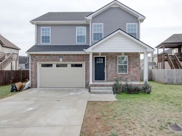 702 Ellie Nat Dr, Clarksville, TN 37040