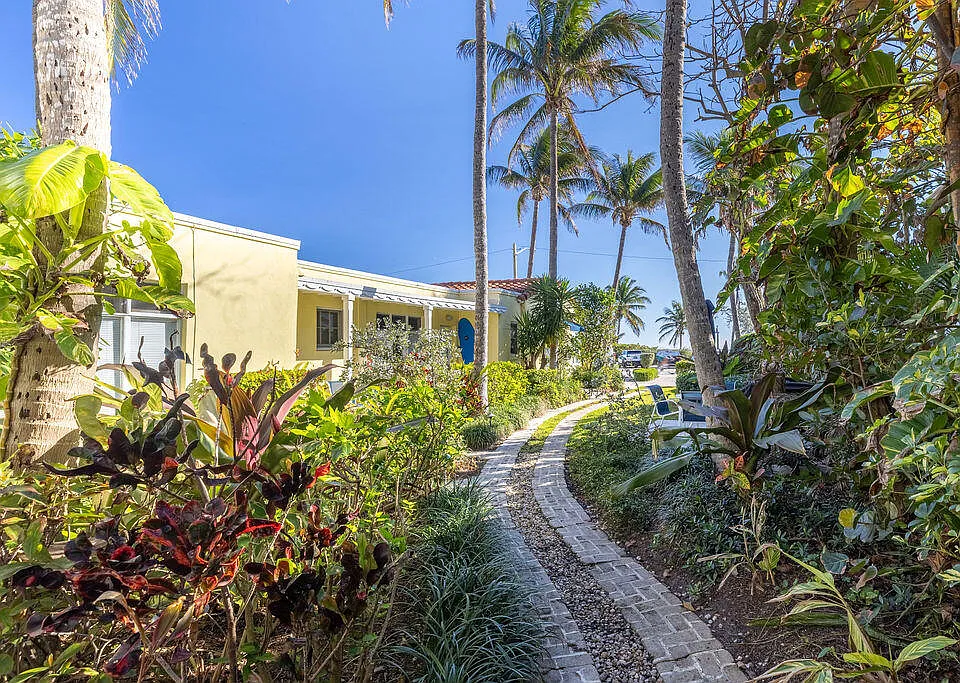88 S Ocean Blvd