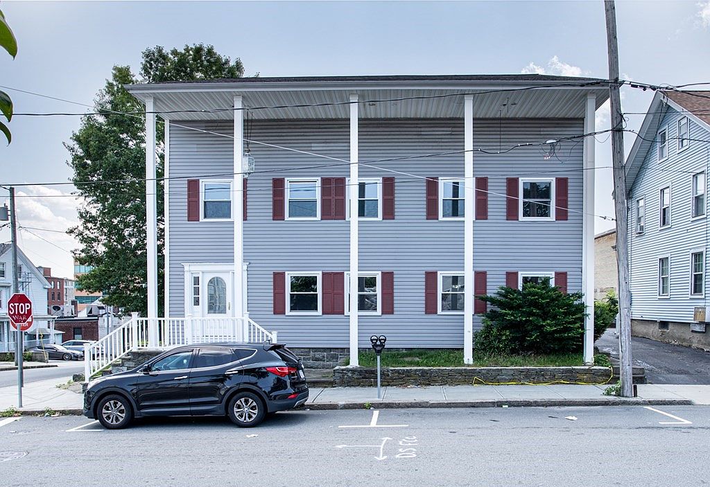 289 Bank St, Fall River, MA 02720 MLS 73142173 Zillow