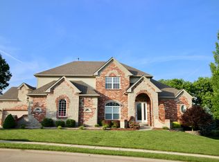 1020 Castleview Ct, Saint Charles, MO