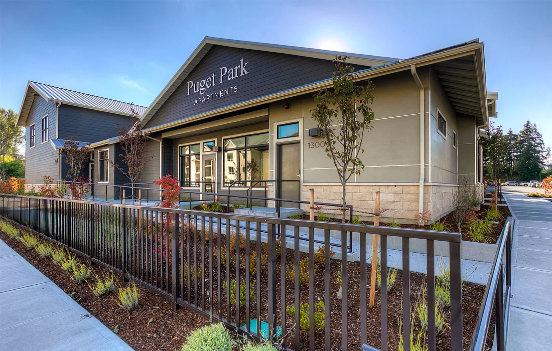 Puget Park — Photo 2