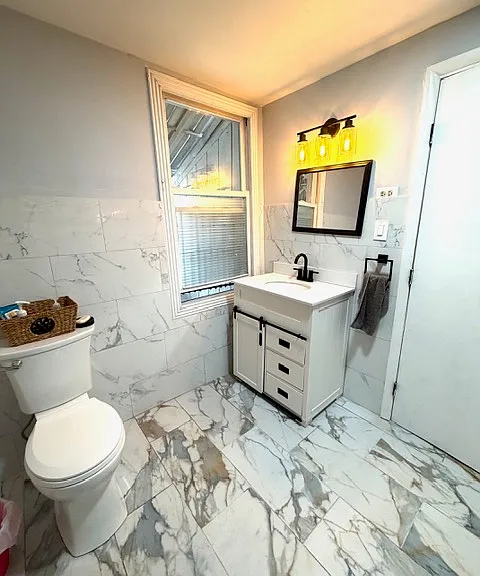 225 Carpenter St — Photo 29