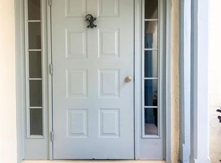 2284 Las Casitas Dr, Wellington, FL 33414