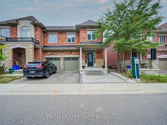 2nd image of 33 Mazarine Ln
