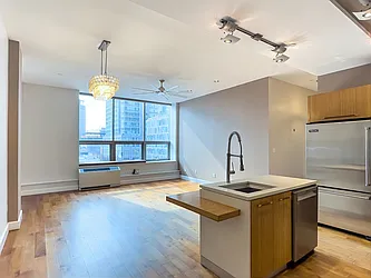 2-17 51st Avenue, #404