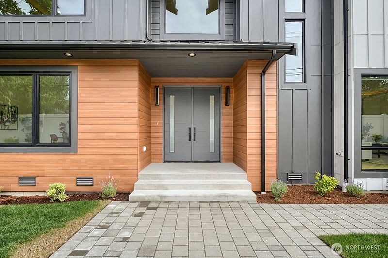 3rd image of 1265 165th Avenue SE