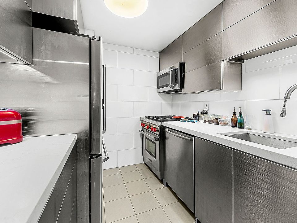 1st image of 1831 Madison Ave APT 1G