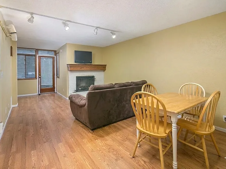 805 29th St #155 — Photo 3