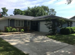 4 Wilmette Dr, Normal, IL 61761