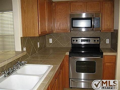 3rd image of 1317 Chestnut Hill Dr
