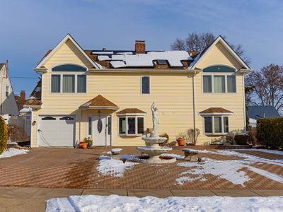 51 Bayberry Lane, Levittown, NY, 11756