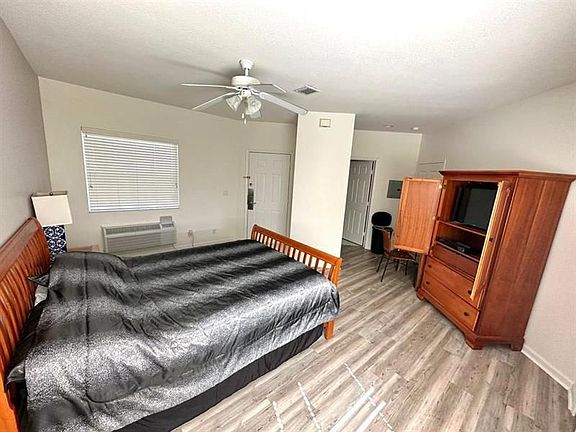 2nd image of 8327 Mulligan Cir