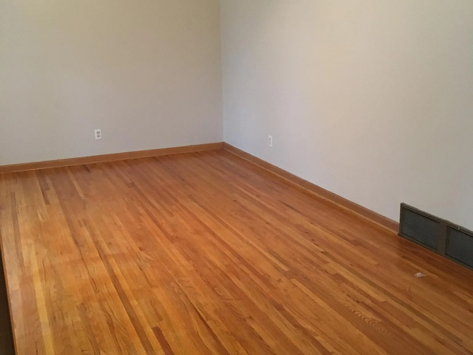 1316 N Summitlawn St — Photo 4