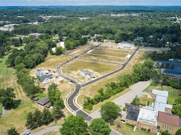 38-S/L W Sunset View Dr #W, Akron, OH 44313