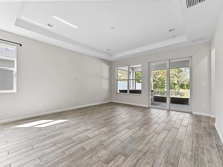 11381 SW Lyra Dr — Photo 4