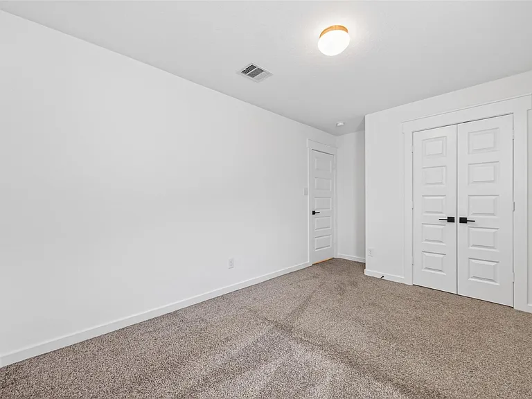 16307 Rockdale Landing Dr — Photo 18