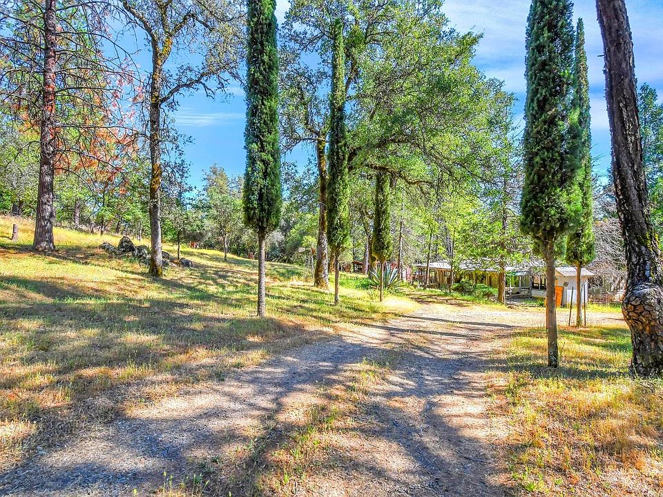 1st image of 13863 Charlies Ln