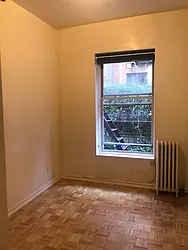 Rented by K & O Realty Associates Inc.