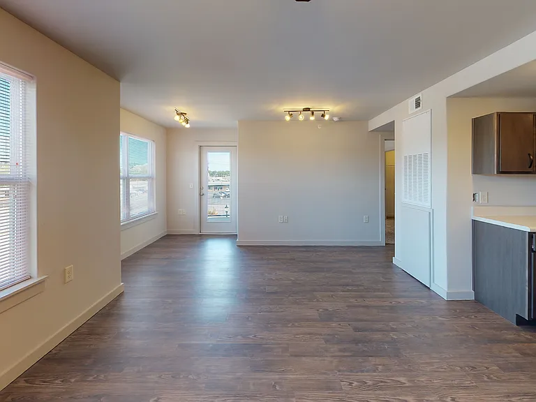 1050 Spencer St #35 — Photo 3