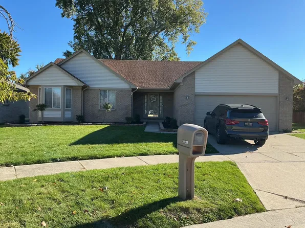 31246 Carion Ct, Warren, MI 48092