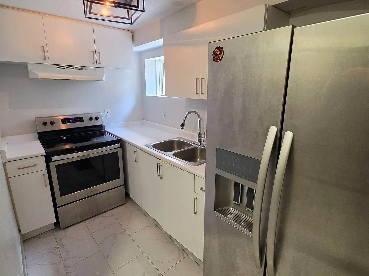 2 bed, $1,650 — Photo 3