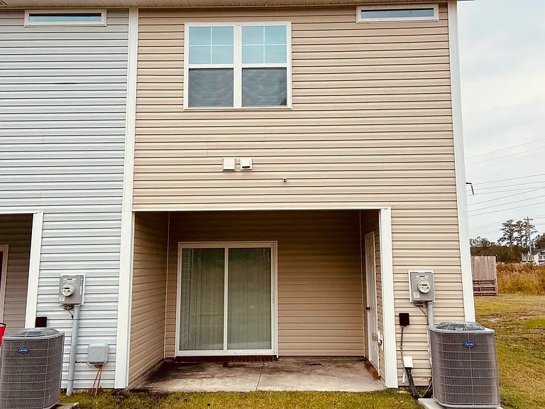206 Alexa Pl — Photo 12