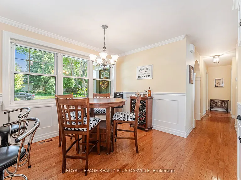 43 Ravina Cres — Photo 8