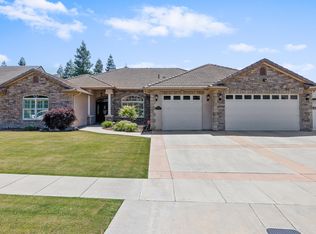 2458 Dover Canyon Dr, Tulare, CA