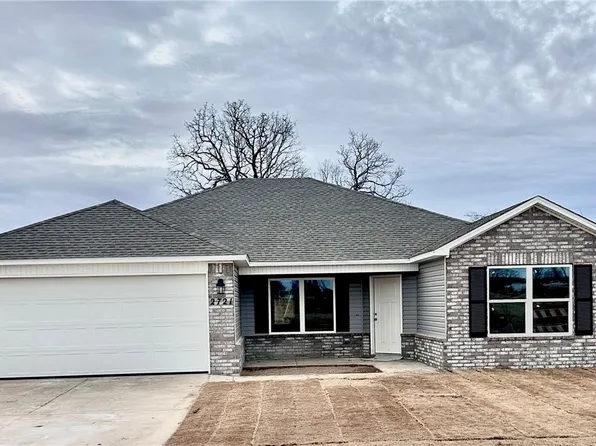 2721 Biddie St, Pea Ridge, AR 72751