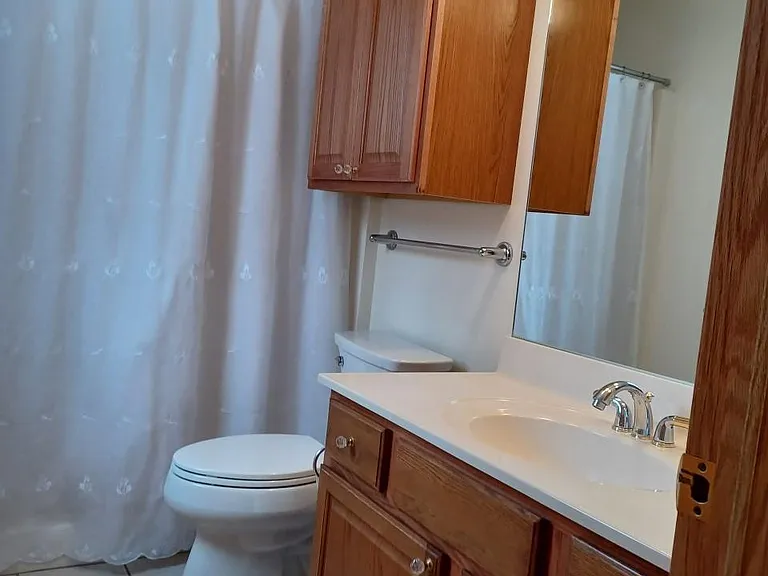 1695 Veterans Dr — Photo 16
