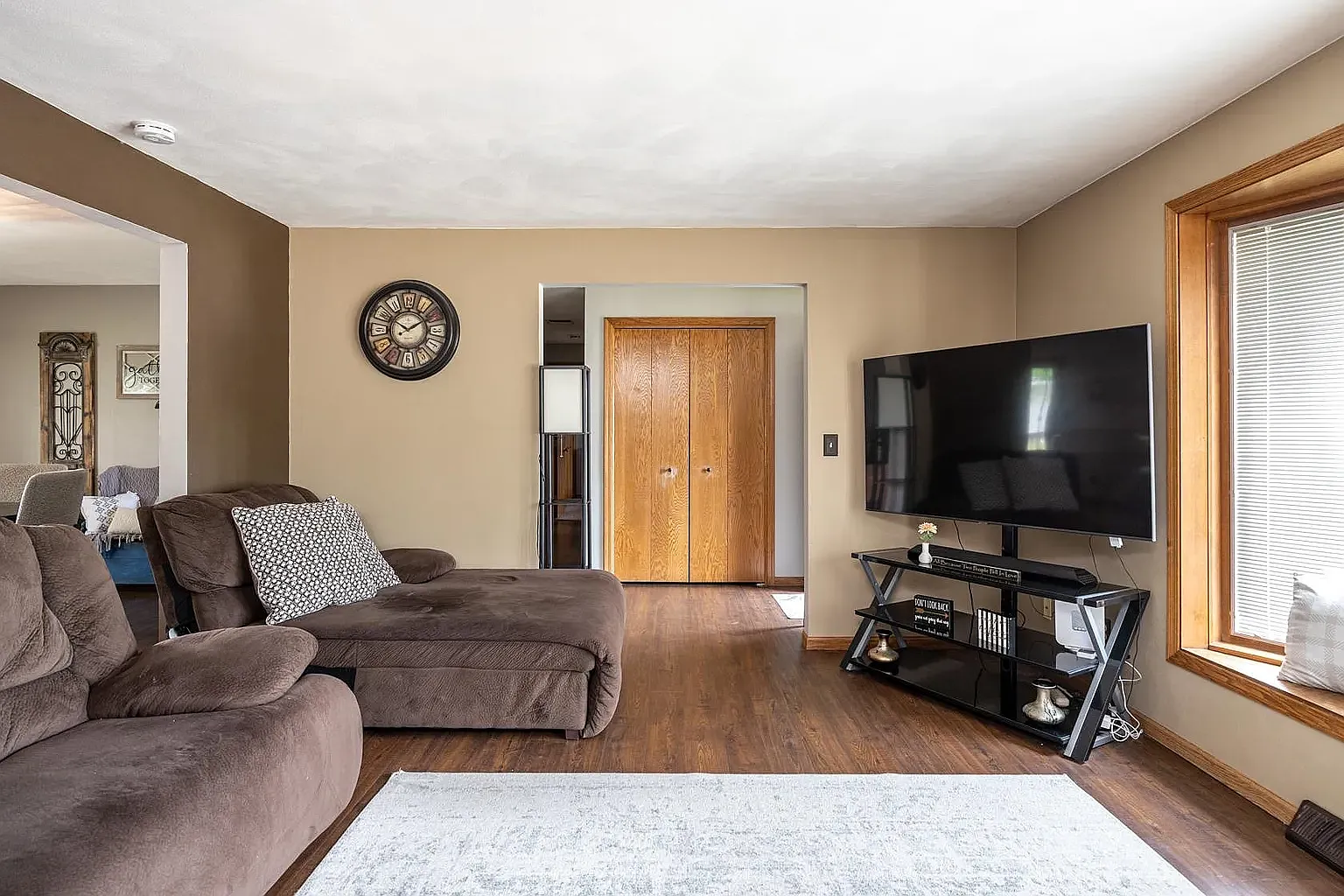 3 bed, 1440 sqft, $2,300 — Photo 3