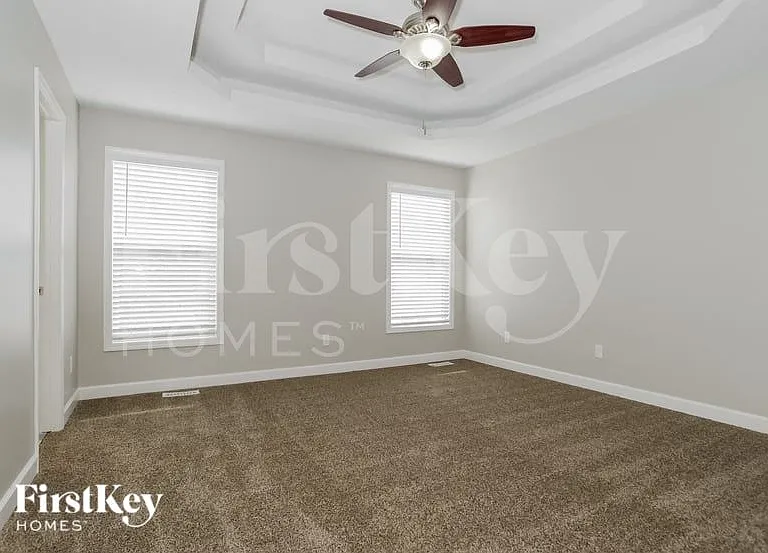 10501 NW 86th St — Photo 10