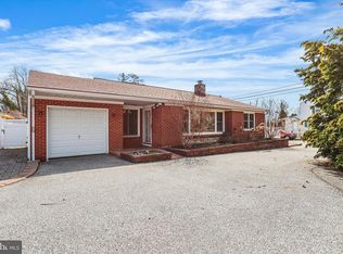 1201 Main St, Upland, PA