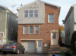 186 Fabyan Pl, Newark, NJ 07112
