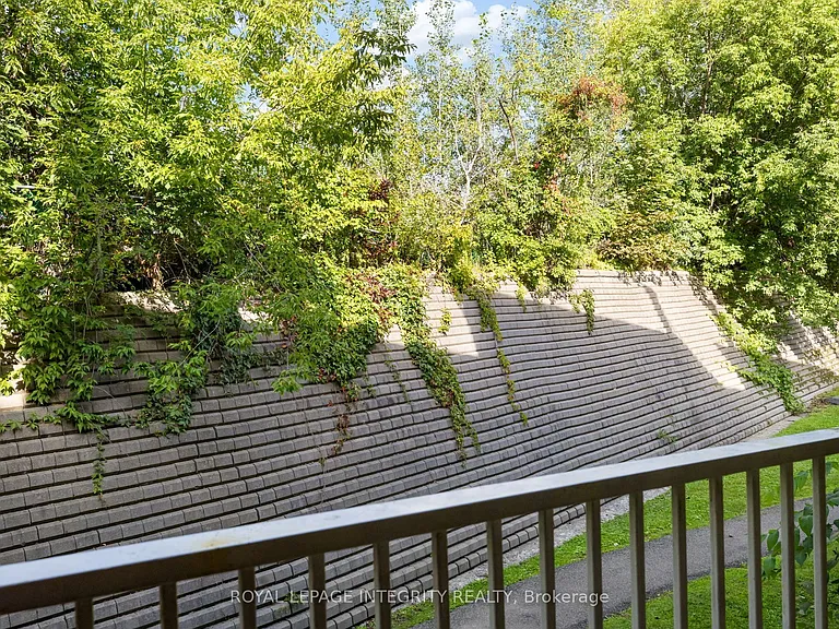 1589 Saint Bernard St #503 — Photo 36