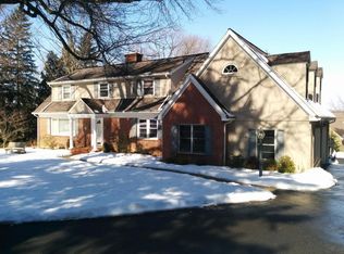 2106 Landis Valley Rd, Lancaster, PA 17601