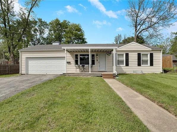 501 N Westwood Dr, Independence, MO 64050