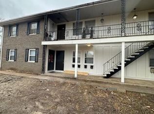 316 N 46th St APT 3, Belleville, IL 62226