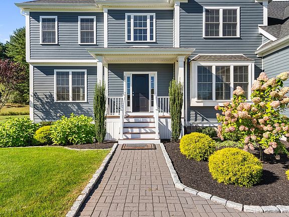 2nd image of 30 Beech St