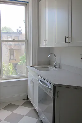 Rented by Corcoran | media 33