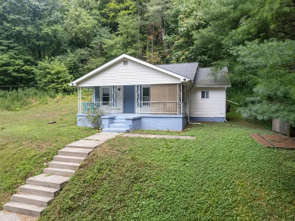 9187 Mason Lewis Rd, Maysville, KY 41056