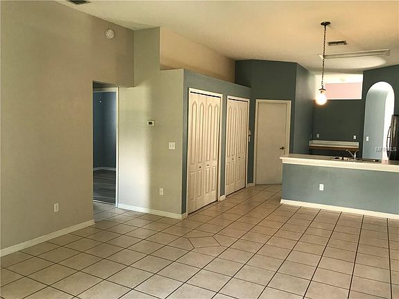 4th image of 12700 Woodbury Glen Dr