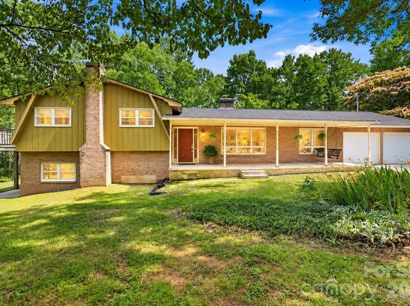 2619 Hopewell Church Rd, Sherrills Ford, NC 28673