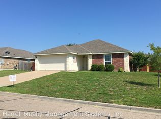 2033 Sabine Dr, Waco, TX 76708
