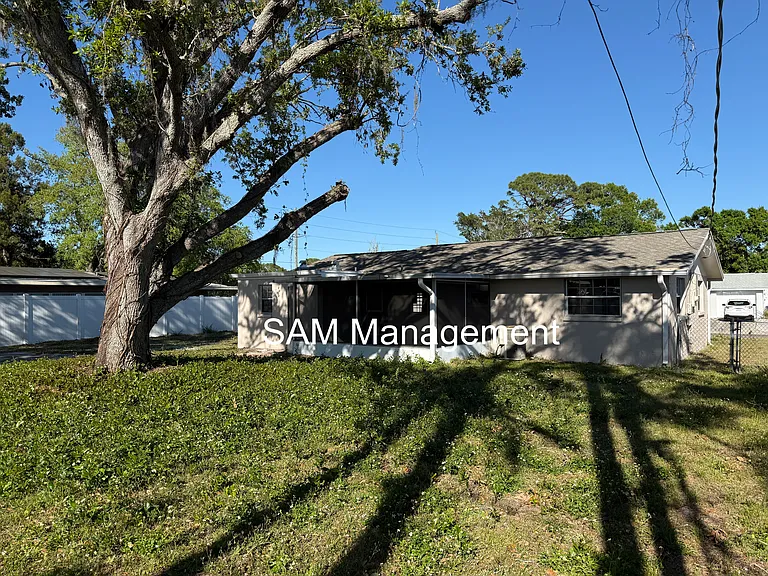 2830 Bucida Dr — Photo 27